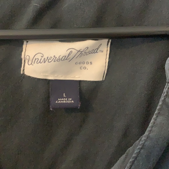 Universal Thread Tank - Picture 2 of 2